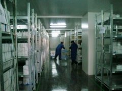 上海建150平方醫(yī)藥陰涼庫(kù)的造價(jià)預(yù)算是多少?