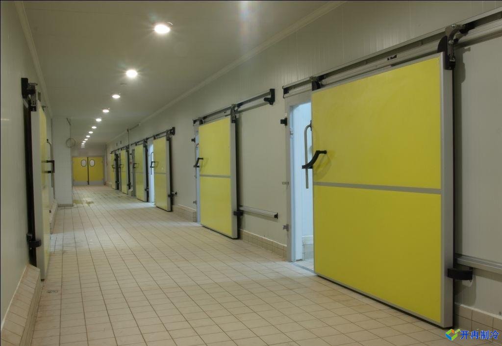 10000平食品冷庫建設內(nèi)景完工圖